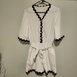 White Cotton Romper with Pockets and Front Buttons, Medium